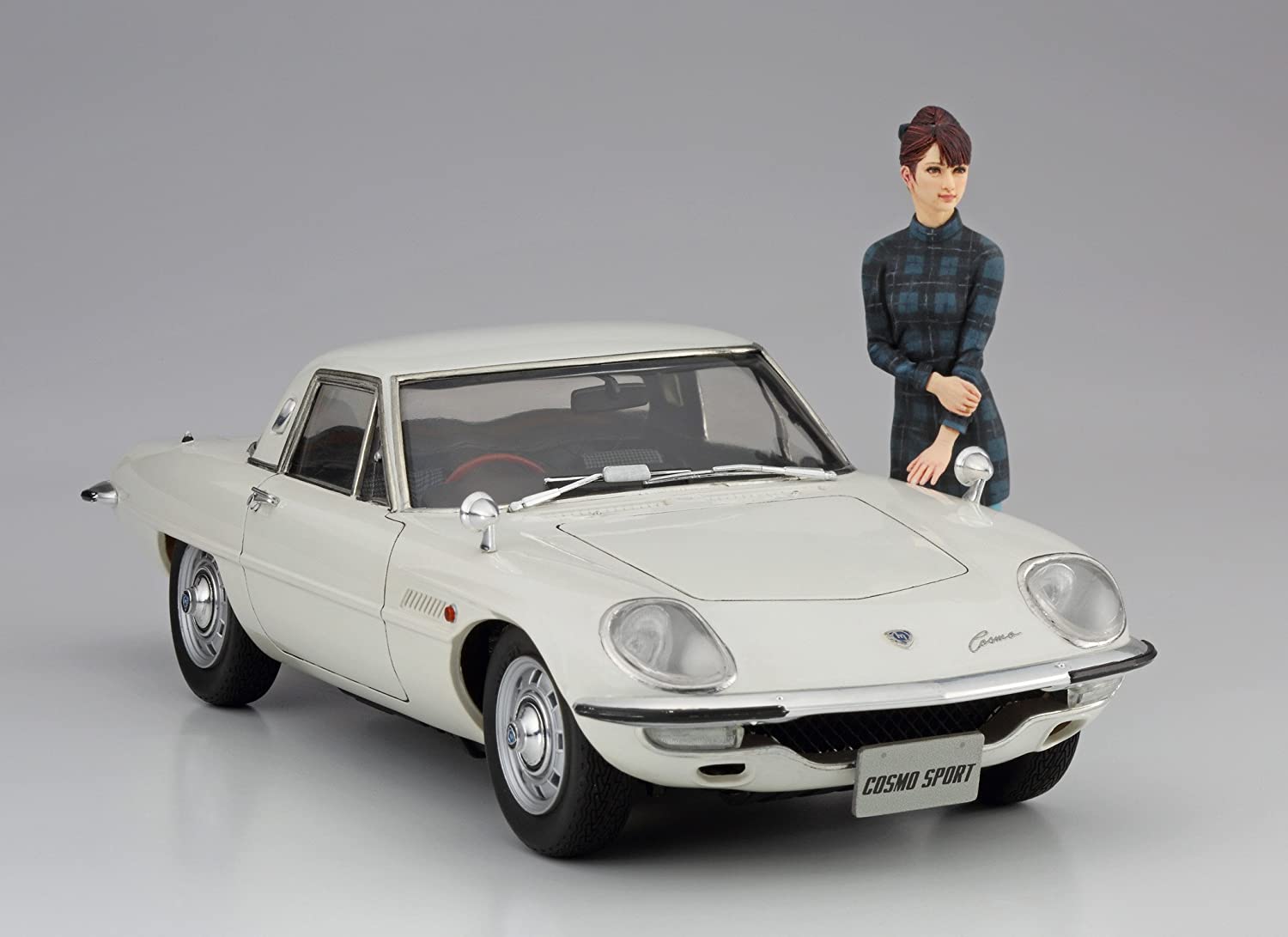 1:24 Scale Hasegawa Mazda Cosmo Sport L10B Model Kit #1671 - Kent Models
